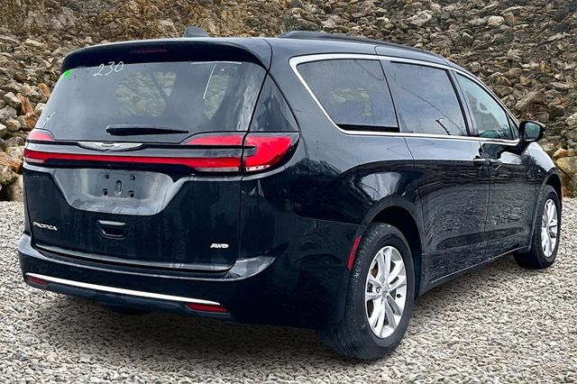 2022 Chrysler Pacifica Touring