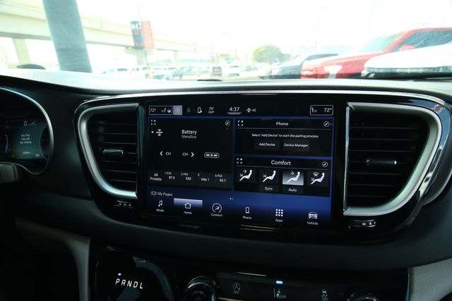 2022 Chrysler Pacifica Touring L | San Antonio, TX | R&L Certified Auto Group 2022 Chrysler Pacifica Touring L | San Antonio, TX | R&L Certified Auto Group