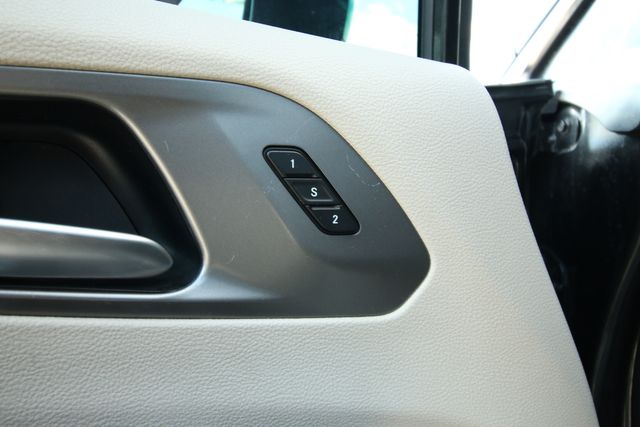 2022 Chrysler Pacifica Touring L | San Antonio, TX | R&L Certified Auto Group 2022 Chrysler Pacifica Touring L | San Antonio, TX | R&L Certified Auto Group