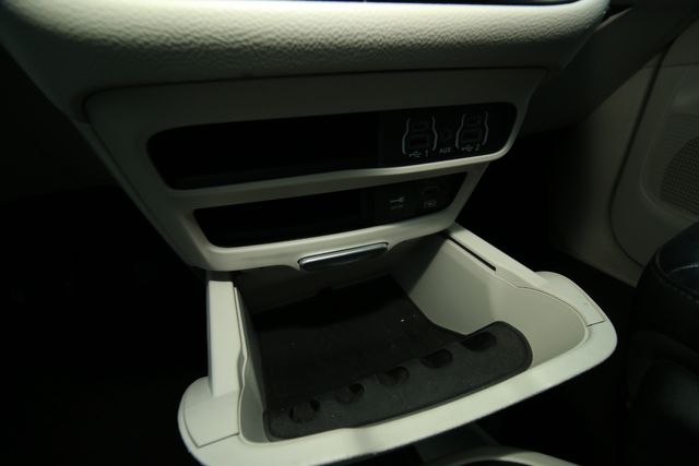 2022 Chrysler Pacifica Touring L | San Antonio, TX | R&L Certified Auto Group 2022 Chrysler Pacifica Touring L | San Antonio, TX | R&L Certified Auto Group