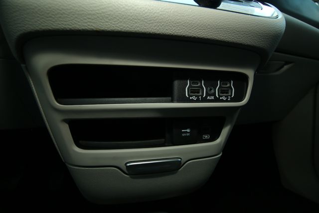 2022 Chrysler Pacifica Touring L | San Antonio, TX | R&L Certified Auto Group 2022 Chrysler Pacifica Touring L | San Antonio, TX | R&L Certified Auto Group