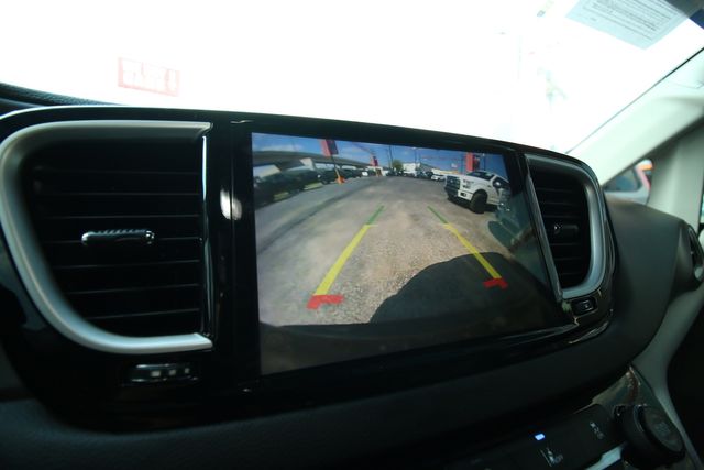 2022 Chrysler Pacifica Touring L | San Antonio, TX | R&L Certified Auto Group 2022 Chrysler Pacifica Touring L | San Antonio, TX | R&L Certified Auto Group