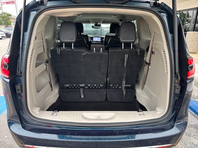 2022 Chrysler Pacifica Touring L | San Antonio, TX | Clear Choice Automotive South