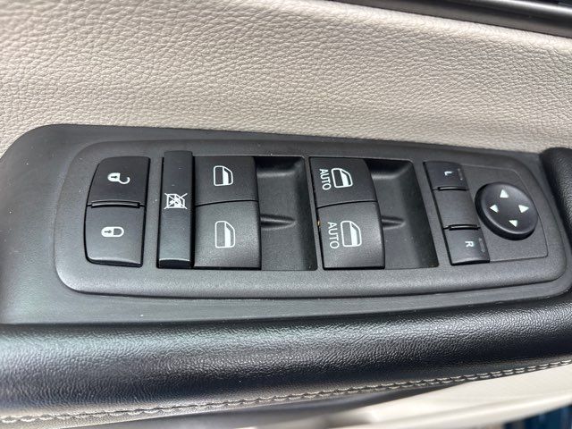 2022 Chrysler Pacifica Touring L | San Antonio, TX | Clear Choice Automotive South