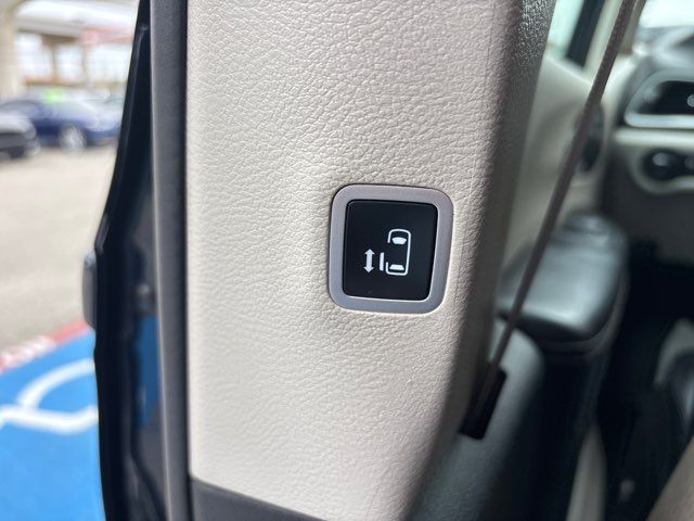 2022 Chrysler Pacifica Touring L | San Antonio, TX | Clear Choice Automotive South