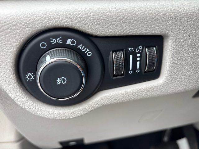 2022 Chrysler Pacifica Touring L | San Antonio, TX | Clear Choice Automotive South