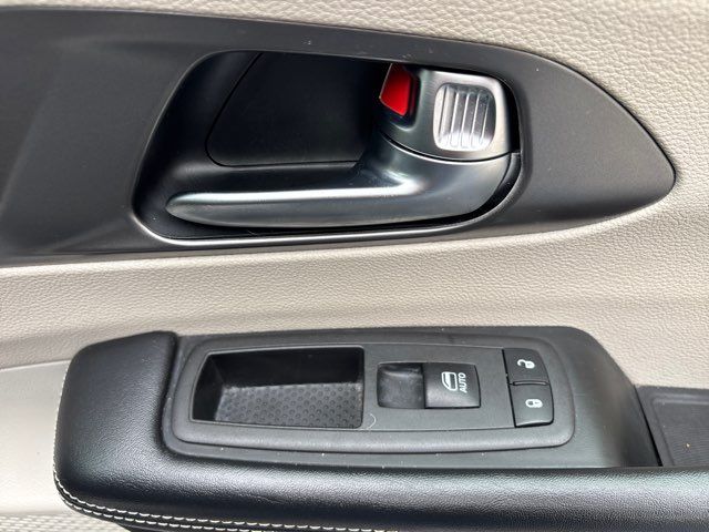 2022 Chrysler Pacifica Touring L | San Antonio, TX | Clear Choice Automotive South