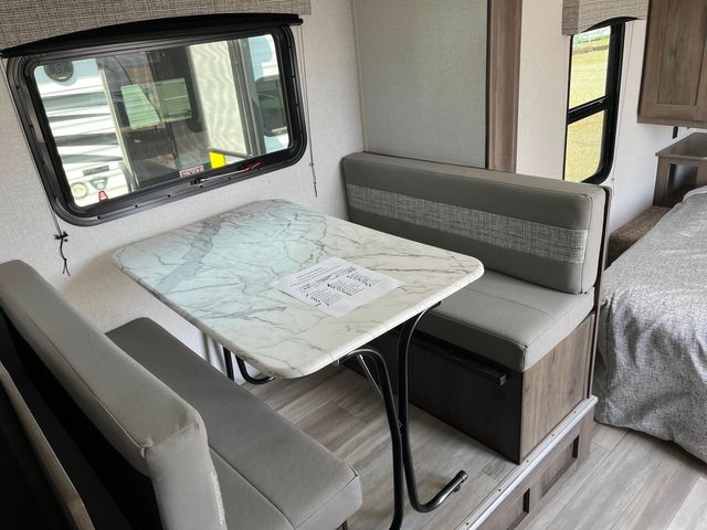 2022 Coachmen Clipper 17FQS