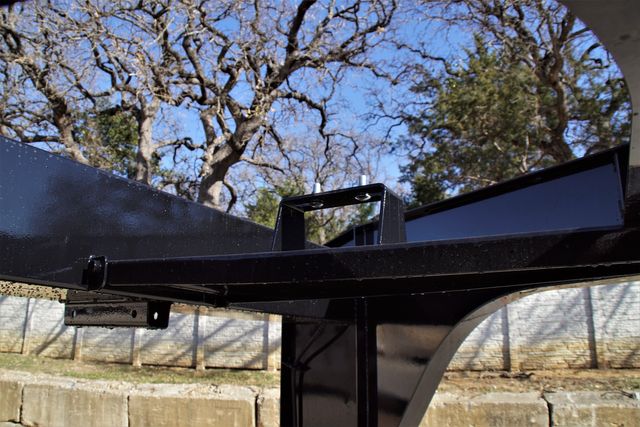 2024 Diamond C HDT 207 GOOSENECK 26' LOW PROFILE HYDRAULICALLY DAMPENED TILT | Keller, TX | Complete Trailers of Texas 2024 Diamond C HDT 207 GOOSENECK 26' LOW PROFILE HYDRAULICALLY DAMPENED TILT | Keller, TX | Complete Trailers of Texas