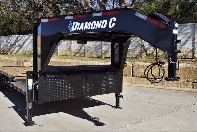 2024 Diamond C HDT 207 GOOSENECK 26' LOW PROFILE HYDRAULICALLY DAMPENED TILT | Keller, TX | Complete Trailers of Texas 2024 Diamond C HDT 207 GOOSENECK 26' LOW PROFILE HYDRAULICALLY DAMPENED TILT | Keller, TX | Complete Trailers of Texas