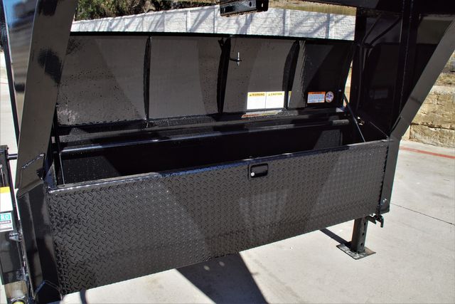 2024 Diamond C HDT 207 GOOSENECK 26' LOW PROFILE HYDRAULICALLY DAMPENED TILT | Keller, TX | Complete Trailers of Texas 2024 Diamond C HDT 207 GOOSENECK 26' LOW PROFILE HYDRAULICALLY DAMPENED TILT | Keller, TX | Complete Trailers of Texas