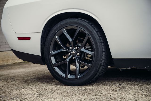 2022 Dodge Challenger R/T | Addison, TX | Apex Auto Sports