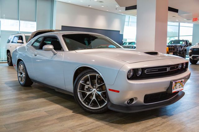 2022 Dodge Challenger at Autosource, photo 1