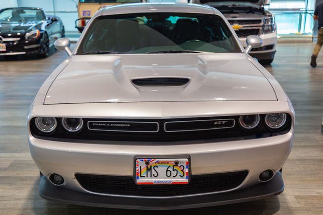 2022 Dodge Challenger at Autosource, photo 3