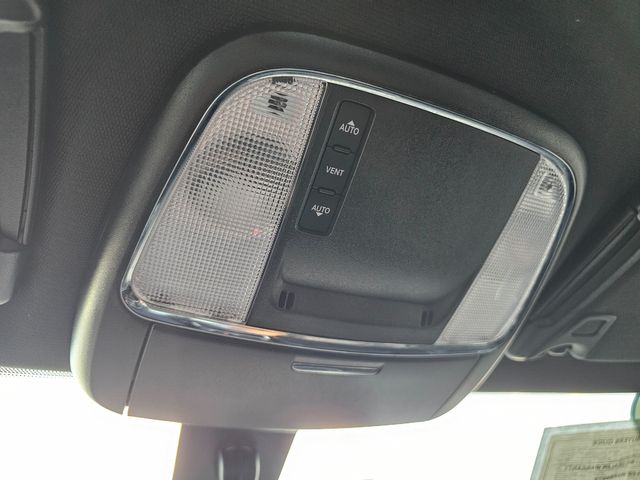 2022 Dodge Charger SXT | Brownsville TX | English Motors 2022 Dodge Charger SXT | Brownsville TX | English Motors