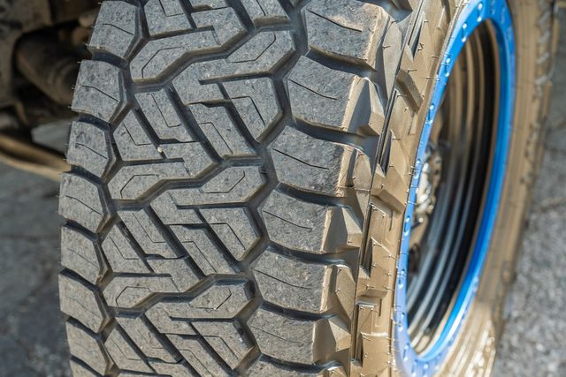 2022 Ford Bronco Outer Banks 4X4 / VELOCITY BLUE / BIG SCREEN | Austin, TX | Rocky Mountain Truck Stop Austin 2022 Ford Bronco Outer Banks 4X4 / VELOCITY BLUE / BIG SCREEN | Austin, TX | Rocky Mountain Truck Stop Austin