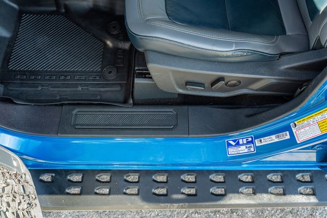 2022 Ford Bronco Outer Banks 4X4 / VELOCITY BLUE / BIG SCREEN | Austin, TX | Rocky Mountain Truck Stop Austin 2022 Ford Bronco Outer Banks 4X4 / VELOCITY BLUE / BIG SCREEN | Austin, TX | Rocky Mountain Truck Stop Austin