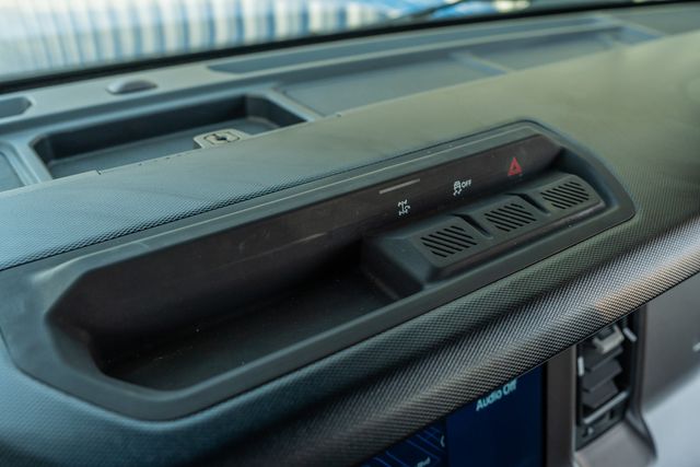 2022 Ford Bronco Outer Banks 4X4 / VELOCITY BLUE / BIG SCREEN | Austin, TX | Rocky Mountain Truck Stop Austin 2022 Ford Bronco Outer Banks 4X4 / VELOCITY BLUE / BIG SCREEN | Austin, TX | Rocky Mountain Truck Stop Austin