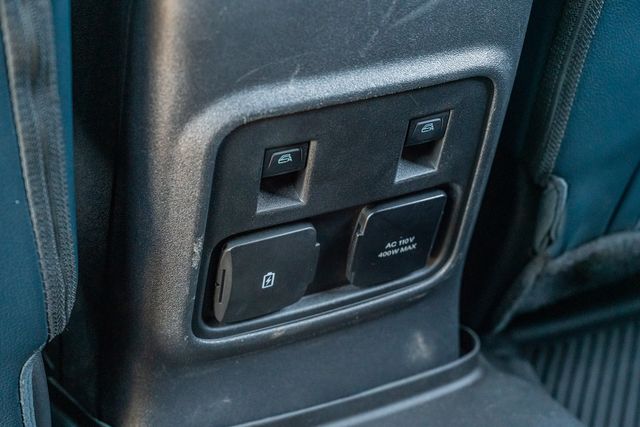 2022 Ford Bronco Outer Banks 4X4 / VELOCITY BLUE / BIG SCREEN | Austin, TX | Rocky Mountain Truck Stop Austin 2022 Ford Bronco Outer Banks 4X4 / VELOCITY BLUE / BIG SCREEN | Austin, TX | Rocky Mountain Truck Stop Austin