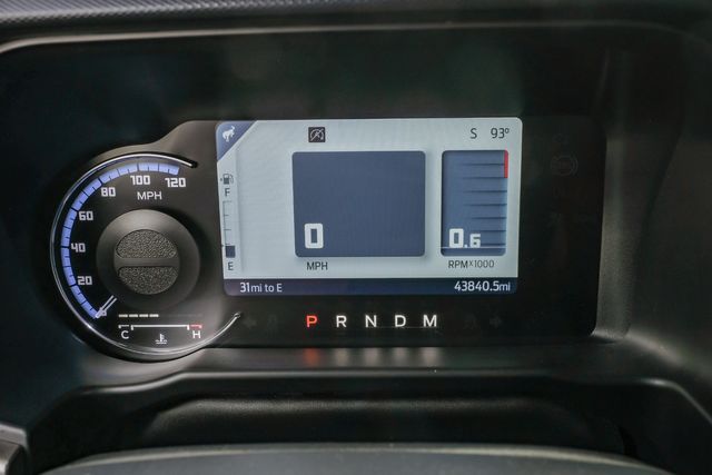 2022 Ford Bronco Outer Banks 4X4 / VELOCITY BLUE / BIG SCREEN | Austin, TX | Rocky Mountain Truck Stop Austin 2022 Ford Bronco Outer Banks 4X4 / VELOCITY BLUE / BIG SCREEN | Austin, TX | Rocky Mountain Truck Stop Austin