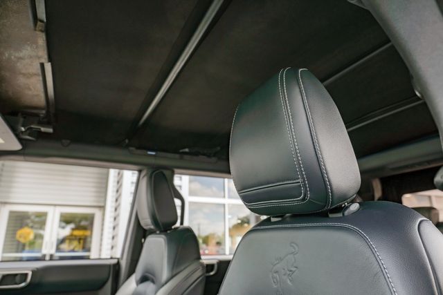 2022 Ford Bronco Outer Banks 4X4 / VELOCITY BLUE / BIG SCREEN | Austin, TX | Rocky Mountain Truck Stop Austin 2022 Ford Bronco Outer Banks 4X4 / VELOCITY BLUE / BIG SCREEN | Austin, TX | Rocky Mountain Truck Stop Austin