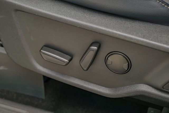 2022 Ford Bronco Outer Banks 4X4 / VELOCITY BLUE / BIG SCREEN | Austin, TX | Rocky Mountain Truck Stop Austin 2022 Ford Bronco Outer Banks 4X4 / VELOCITY BLUE / BIG SCREEN | Austin, TX | Rocky Mountain Truck Stop Austin