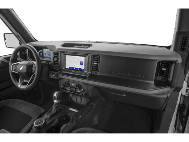 2022 Ford Bronco Full Size 4WD 