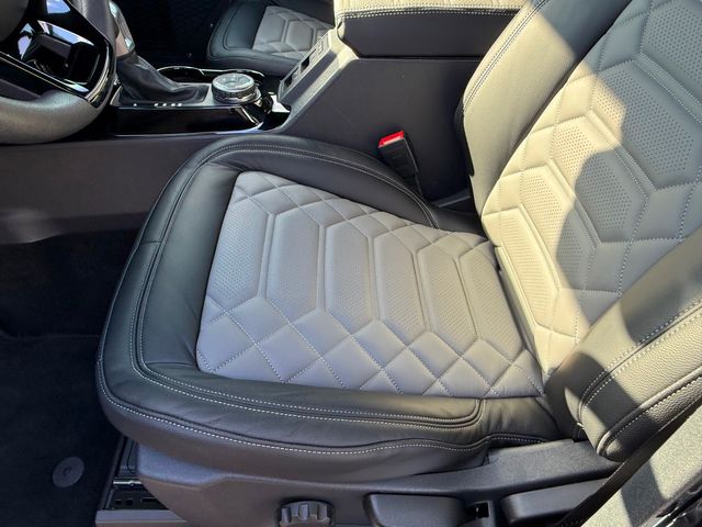 2022 Ford Bronco V6 SATIN BLACK BAYSHORE BRONCO LIFTED LEATHER 37"s | Plant City, FL | psv5 DEMO - Bayshore Automotive 2022 Ford Bronco V6 SATIN BLACK BAYSHORE BRONCO LIFTED LEATHER 37"s | Plant City, FL | psv5 DEMO - Bayshore Automotive