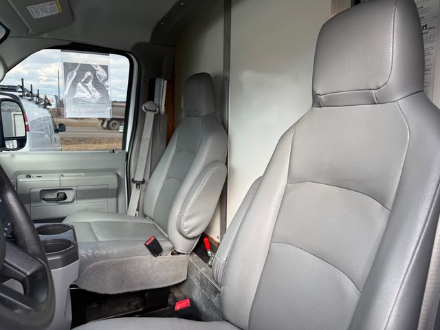 2022 Ford ECONOLINE E350 14FT Box 7.3L V8 | Canton, Ohio | Ohio Auto Warehouse LLC 2022 Ford ECONOLINE E350 14FT Box 7.3L V8 | Canton, Ohio | Ohio Auto Warehouse LLC