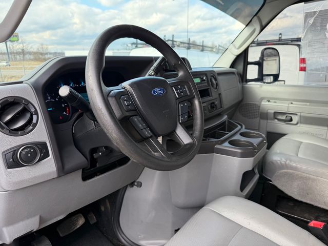 2022 Ford ECONOLINE E350 14FT Box 7.3L V8 | Canton, Ohio | Ohio Auto Warehouse LLC 2022 Ford ECONOLINE E350 14FT Box 7.3L V8 | Canton, Ohio | Ohio Auto Warehouse LLC