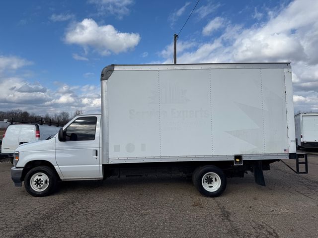 2022 Ford ECONOLINE E350 14FT Box 7.3L V8 | Canton, Ohio | Ohio Auto Warehouse LLC