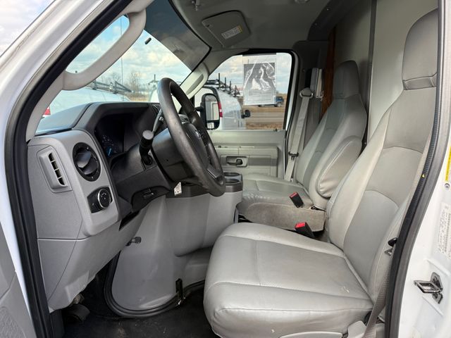 2022 Ford ECONOLINE E350 14FT Box 7.3L V8 | Canton, Ohio | Ohio Auto Warehouse LLC 2022 Ford ECONOLINE E350 14FT Box 7.3L V8 | Canton, Ohio | Ohio Auto Warehouse LLC