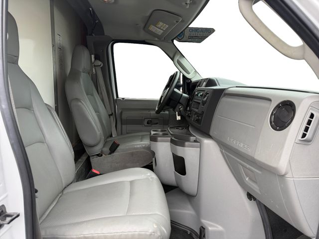 2022 Ford ECONOLINE E350 14FT Box 7.3L V8 | Canton, Ohio | Ohio Auto Warehouse LLC 2022 Ford ECONOLINE E350 14FT Box 7.3L V8 | Canton, Ohio | Ohio Auto Warehouse LLC