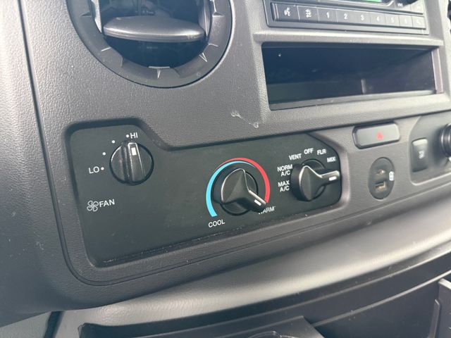 2022 Ford ECONOLINE E350 14FT Box 7.3L V8 | Canton, Ohio | Ohio Auto Warehouse LLC 2022 Ford ECONOLINE E350 14FT Box 7.3L V8 | Canton, Ohio | Ohio Auto Warehouse LLC