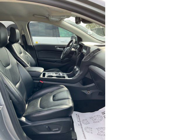 2022 Ford Edge Titanium 2022 Ford Edge Titanium