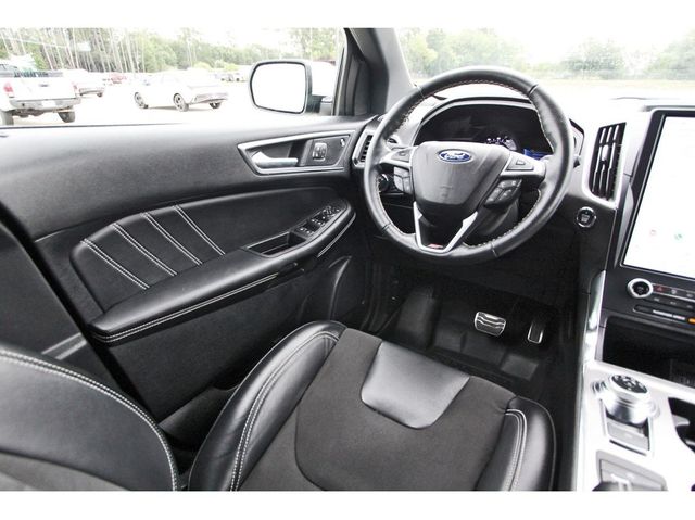 2022 Ford Edge ST