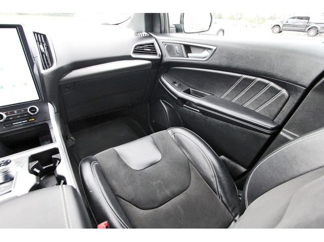 2022 Ford Edge ST