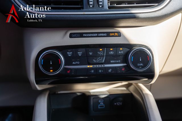 2022 Ford Escape Hybrid SE | Lubbock, TX | Adelante Autos 2022 Ford Escape Hybrid SE | Lubbock, TX | Adelante Autos