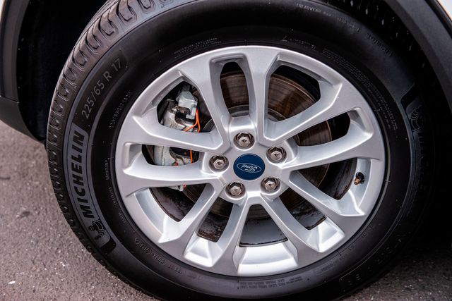 2022 Ford Escape SE | Van Nuys, CA | Stellar Auto INC.