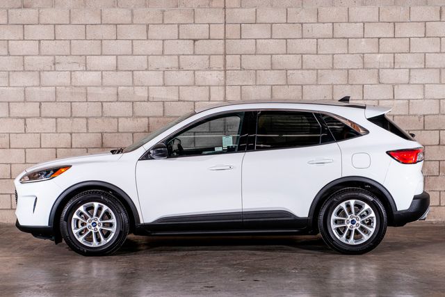 2022 Ford Escape SE | Van Nuys, CA | Stellar Auto INC.