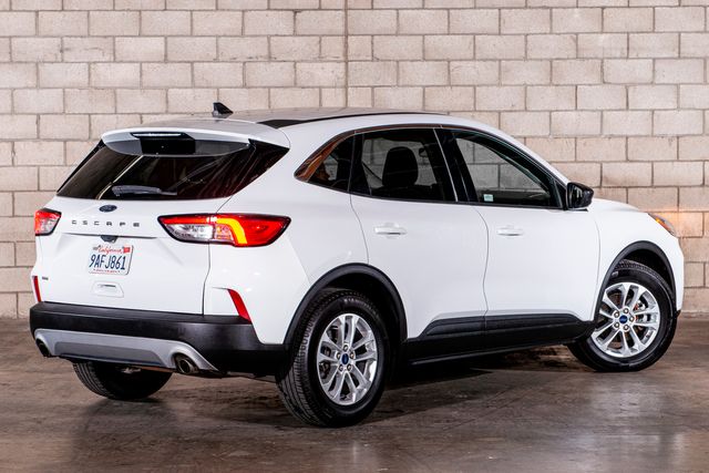 2022 Ford Escape SE | Van Nuys, CA | Stellar Auto INC.