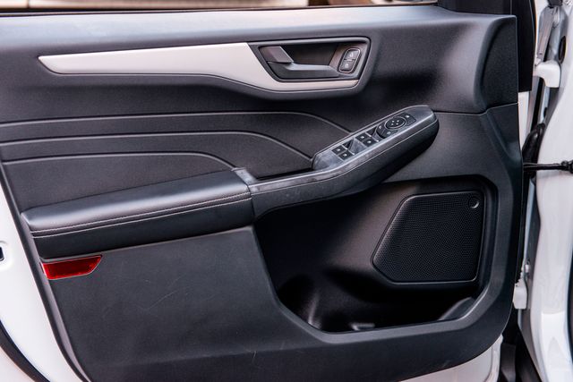 2022 Ford Escape SE | Van Nuys, CA | Stellar Auto INC.