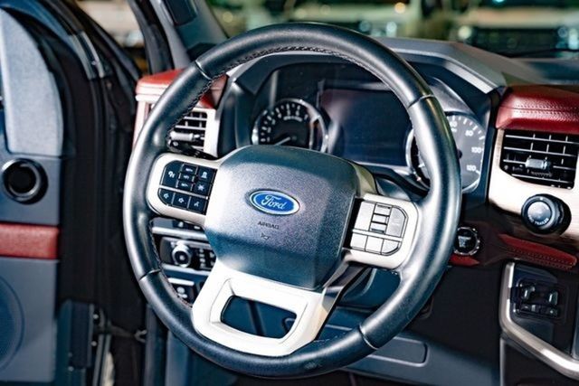 2022 Ford Expedition MAX Limited | Addison, TX | Mr Car Guys 2022 Ford Expedition MAX Limited | Addison, TX | Mr Car Guys