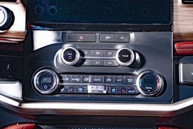 2022 Ford Expedition MAX Limited | Addison, TX | Mr Car Guys 2022 Ford Expedition MAX Limited | Addison, TX | Mr Car Guys