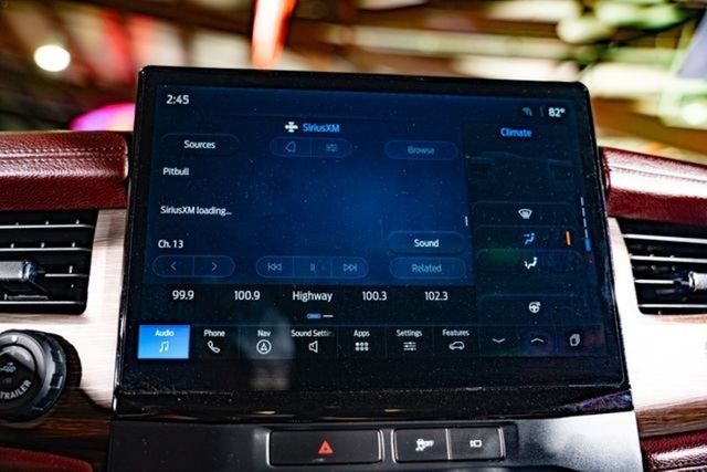 2022 Ford Expedition MAX Limited | Addison, TX | Mr Car Guys 2022 Ford Expedition MAX Limited | Addison, TX | Mr Car Guys