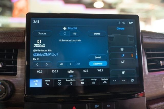 2022 Ford Expedition MAX Limited | Addison, TX | Mr Car Guys 2022 Ford Expedition MAX Limited | Addison, TX | Mr Car Guys