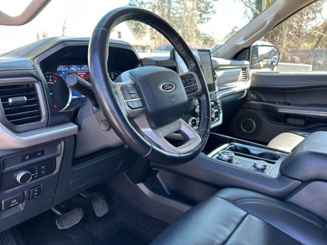 2022 Ford Expedition MAX XLT