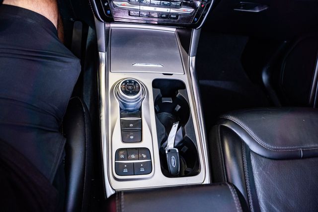 2022 Ford Explorer Platinum 2022 Ford Explorer Platinum