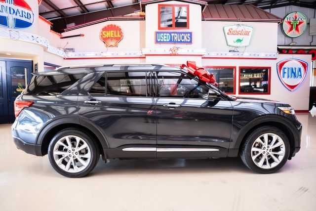 2022 Ford Explorer Platinum 2022 Ford Explorer Platinum