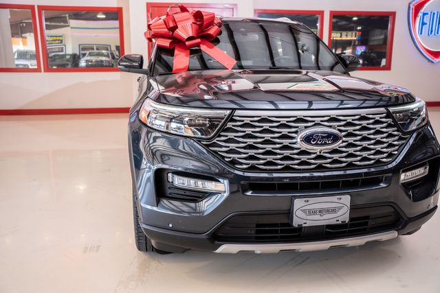 2022 Ford Explorer Platinum 2022 Ford Explorer Platinum